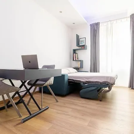 Centrale - Duomo Comfort & Modern Flat Su Apartamento Milán