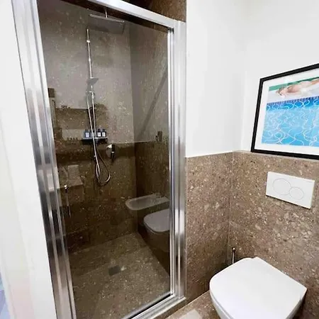 Apartamento Centrale - Duomo Comfort & Modern Flat Su Milán